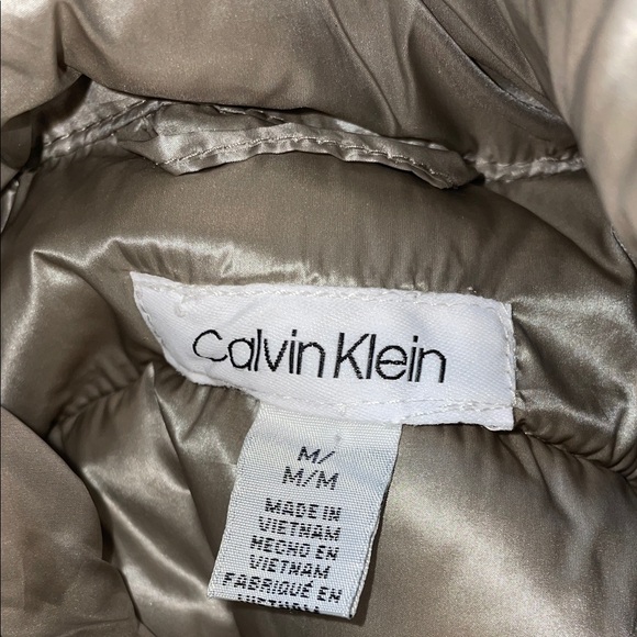 Calvin Klein Shimmering Gray Puffer Jacket - Picture 9 of 11